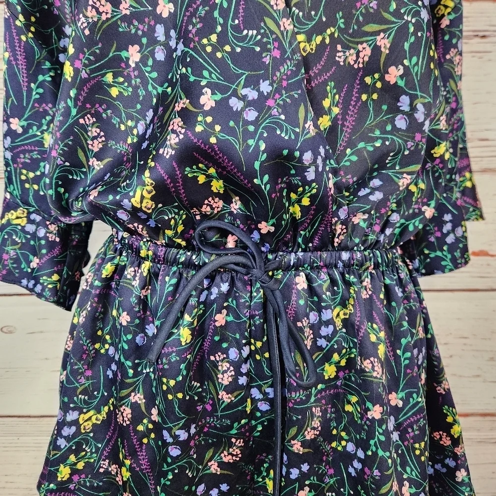 VICTORIA'S SECRET Floral V Neck Romper Pajamas Size Medium